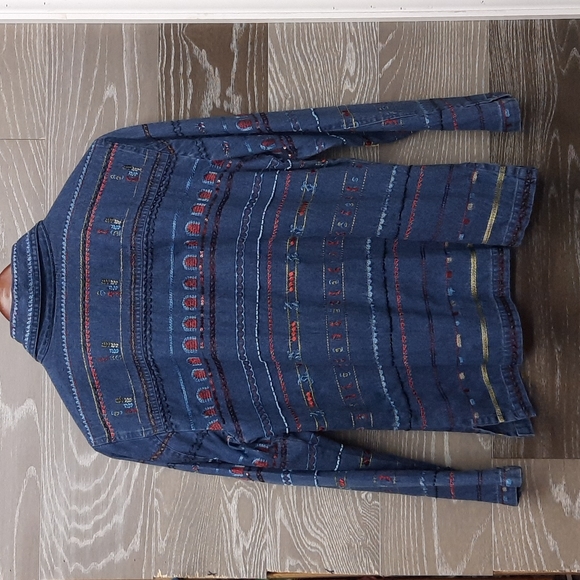 C.L.O.T.h.e.s denim 100% cotton beaded embroidery button up top - Picture 7 of 14